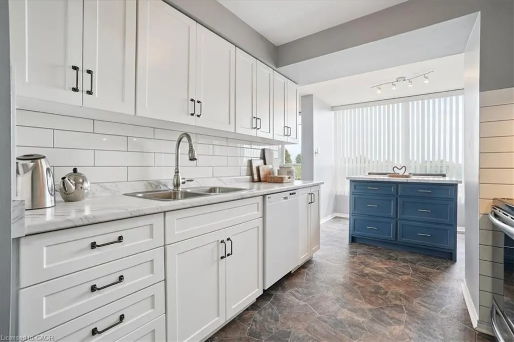 5100 Dorchester Road, #608