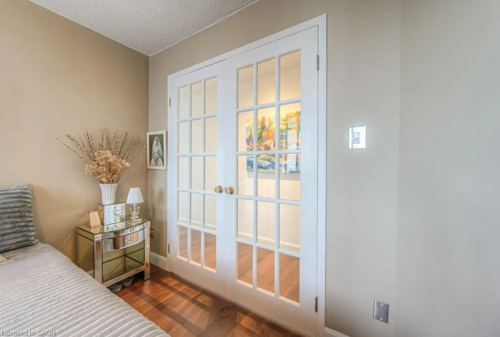36 James Street S, #1102