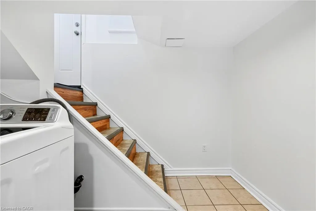 17 West 3rd Street