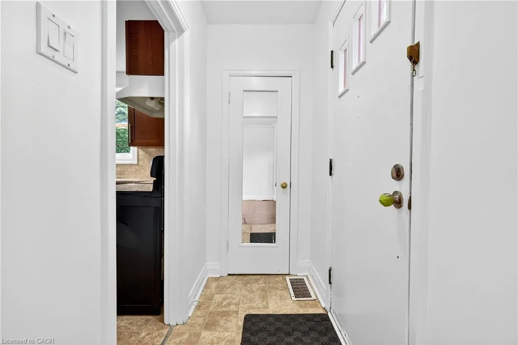 17 West 3rd Street