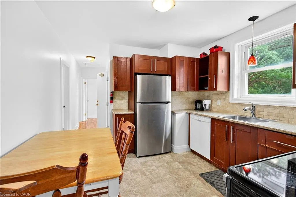 17 West 3rd Street