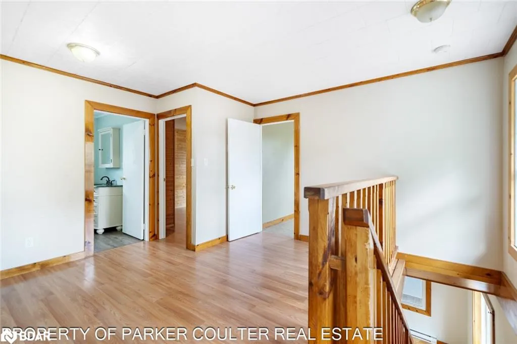 575 High St