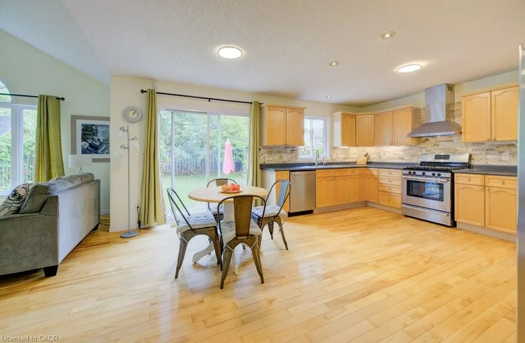 704 Shediac Crescent
