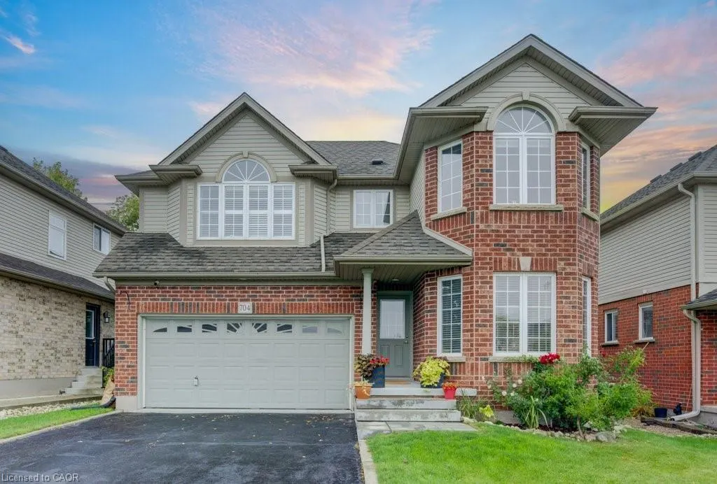 704 Shediac Crescent