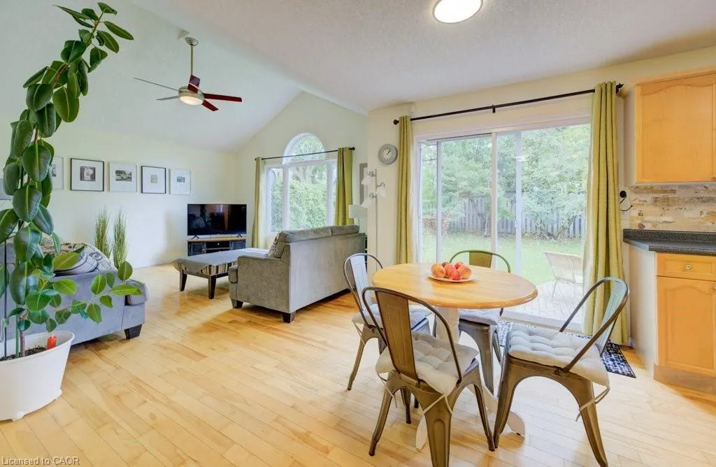 704 Shediac Crescent