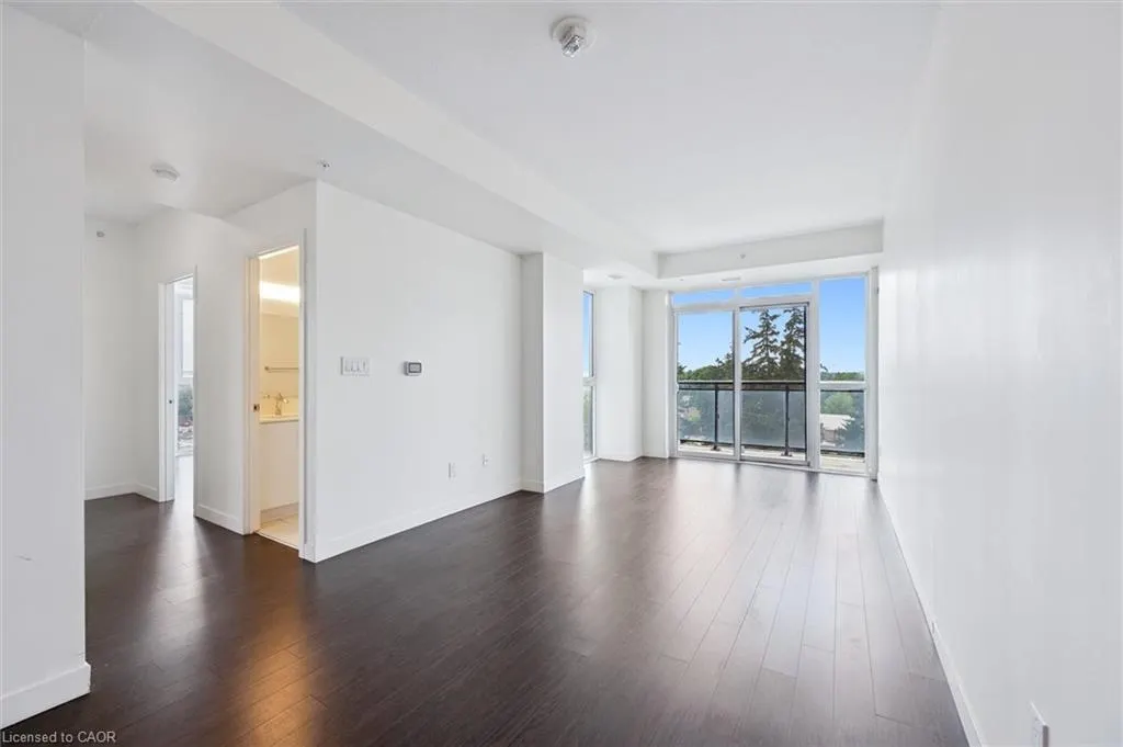 128 King Street N, #804