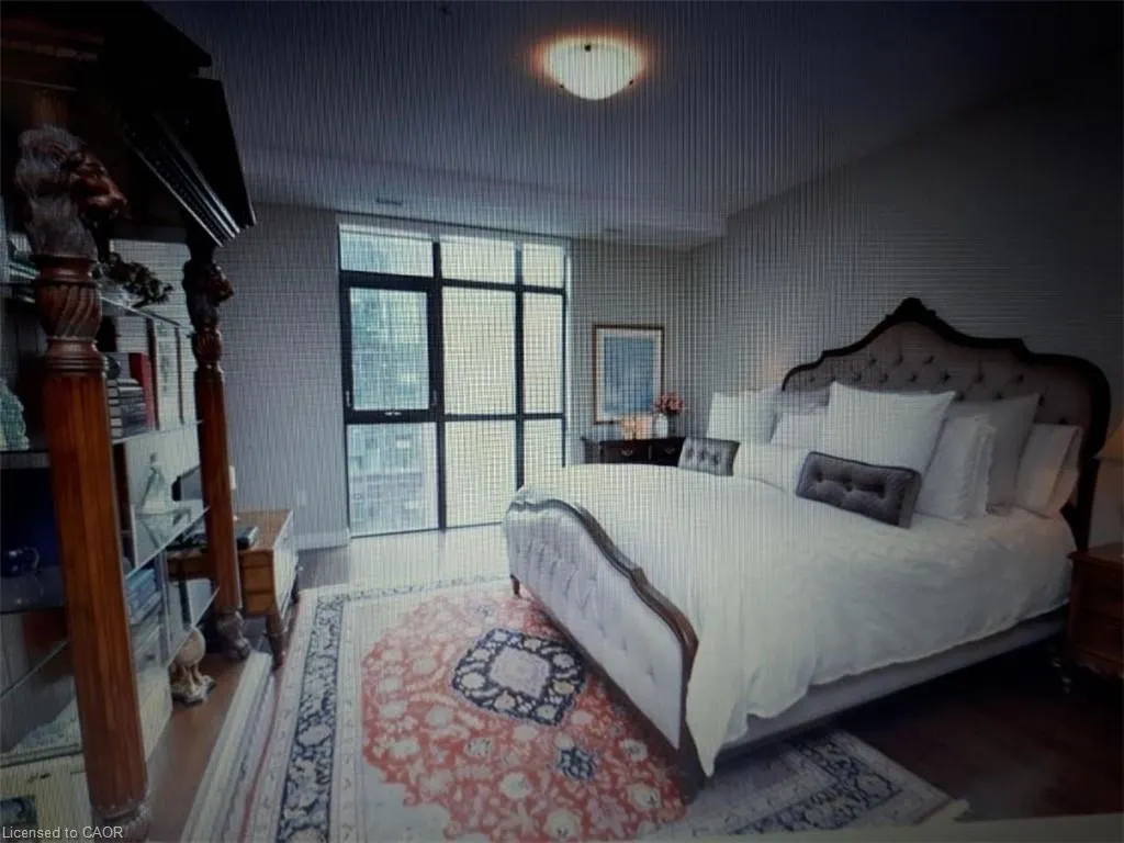 112 King Street E, #1109