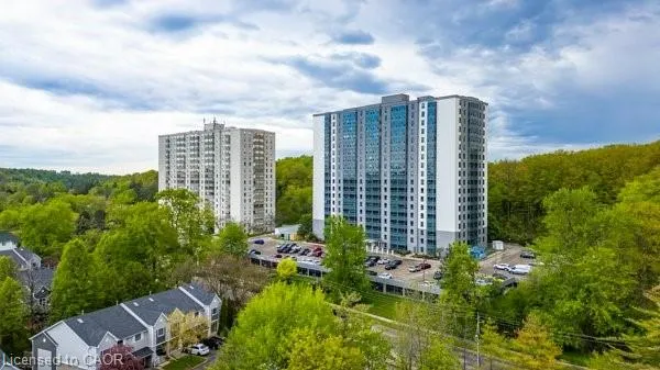 55 Green Valley Drive, #1009