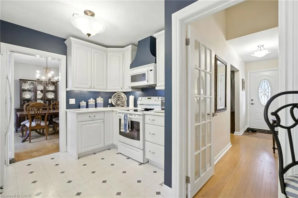 4042 Melba Lane
