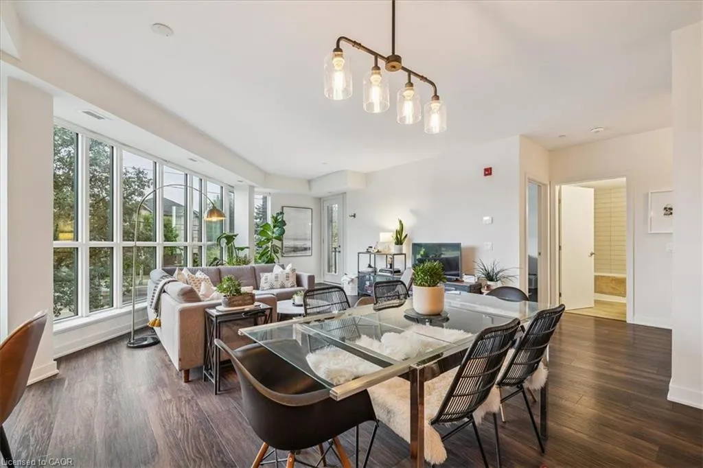 320 Plains Road E, #211