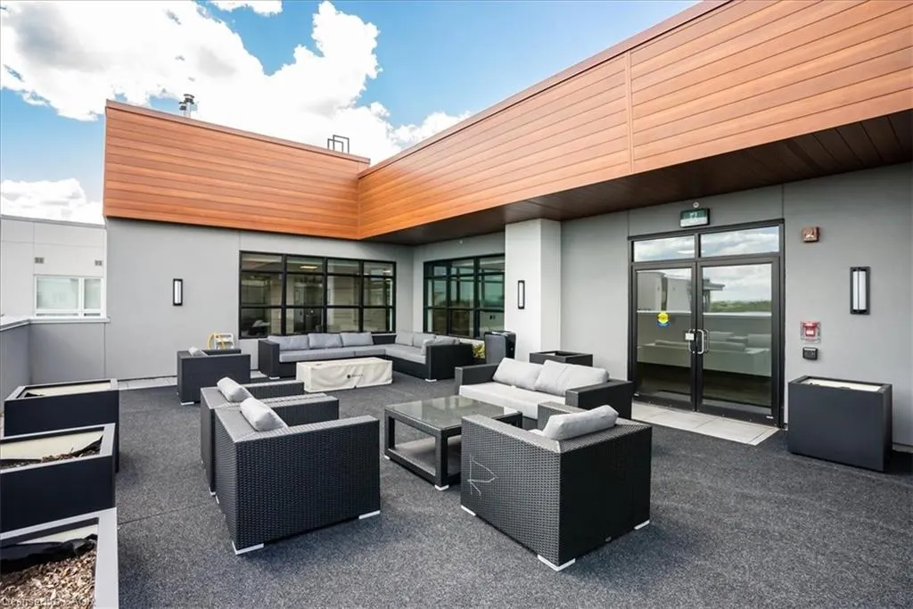 320 Plains Road E, #211