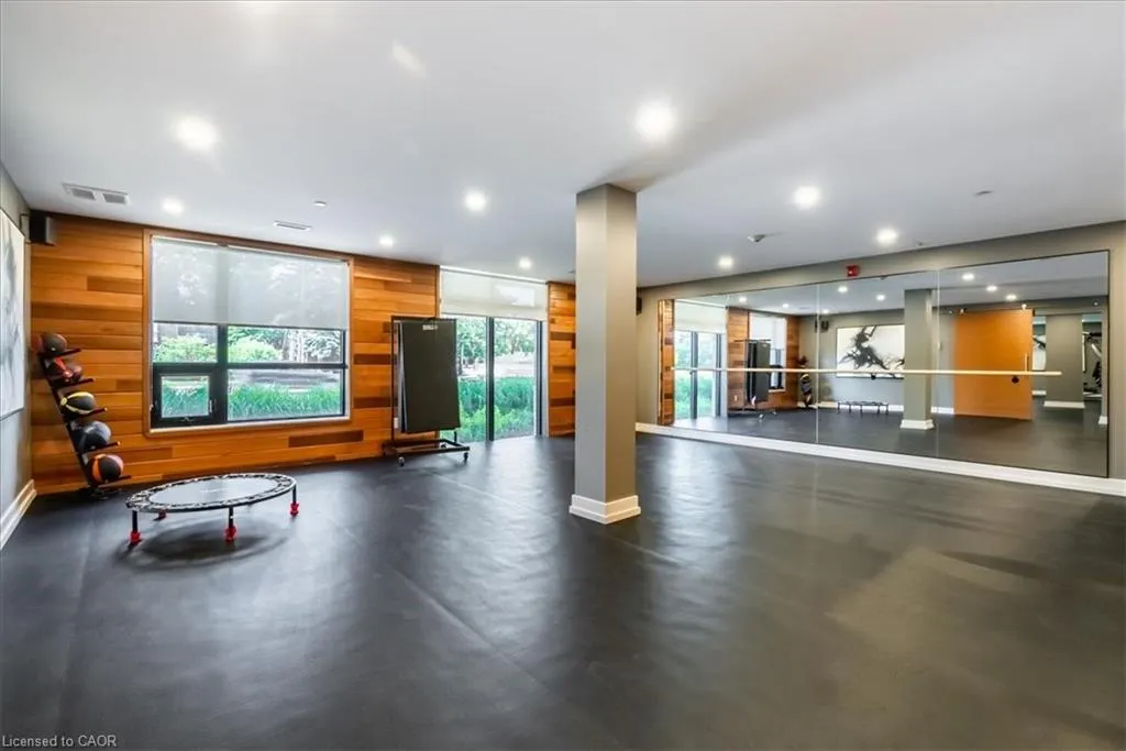 320 Plains Road E, #211