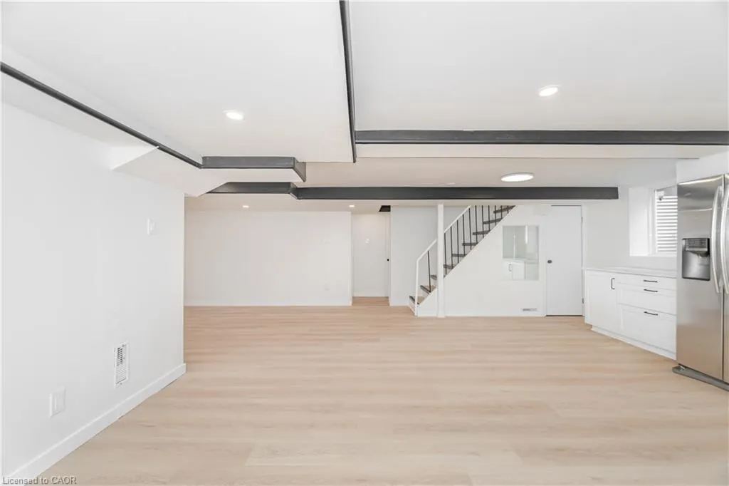 214 Forest Hill Drive, #Lower