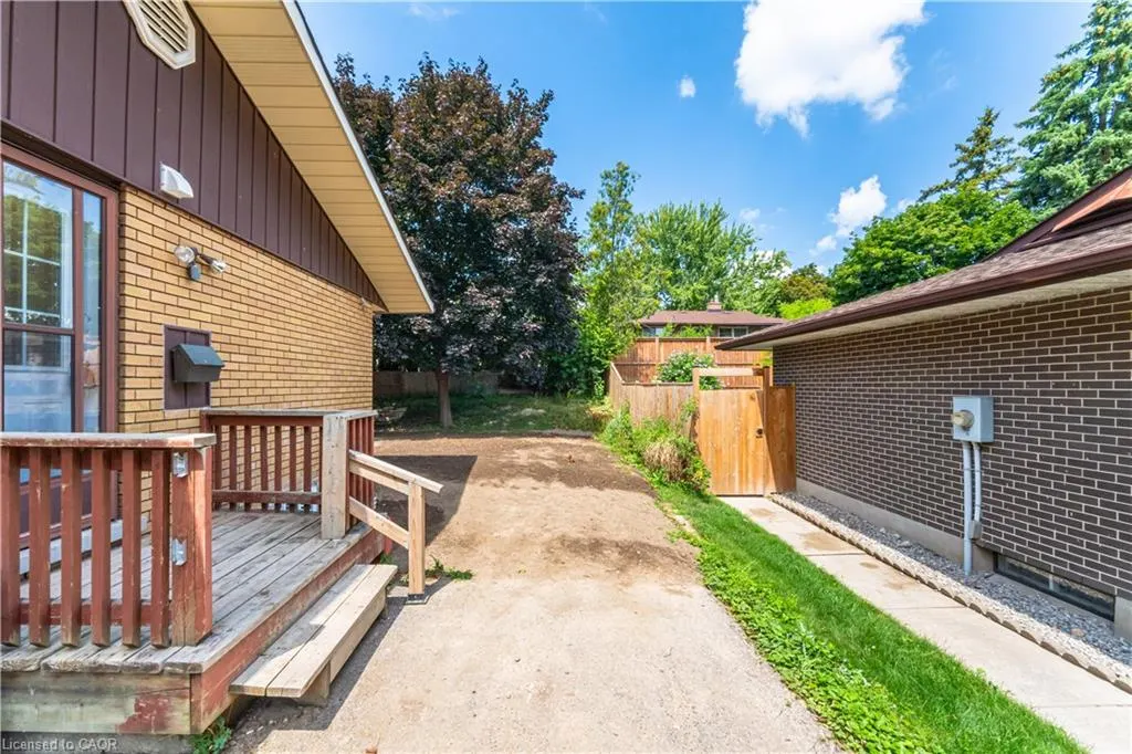 214 Forest Hill Drive, #Lower