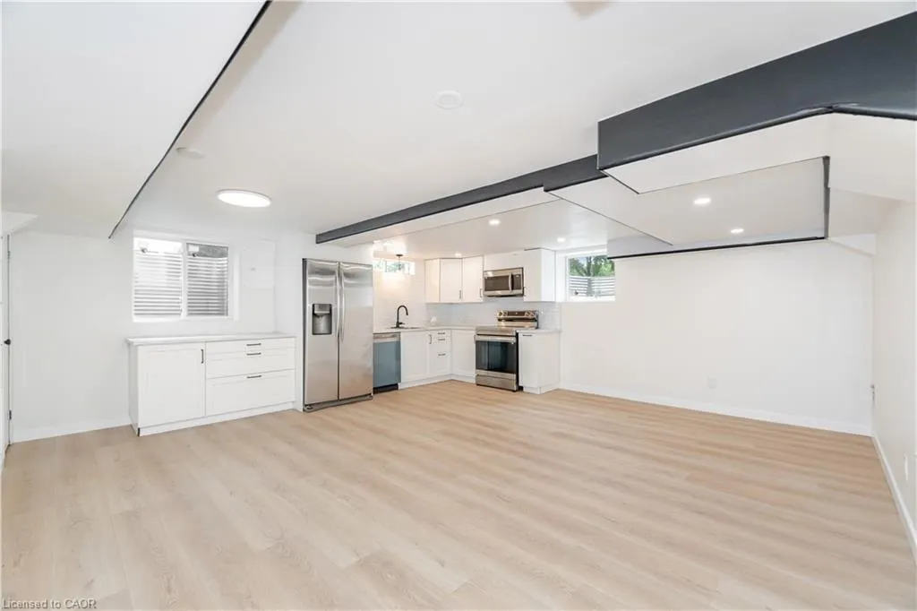 214 Forest Hill Drive, #Lower