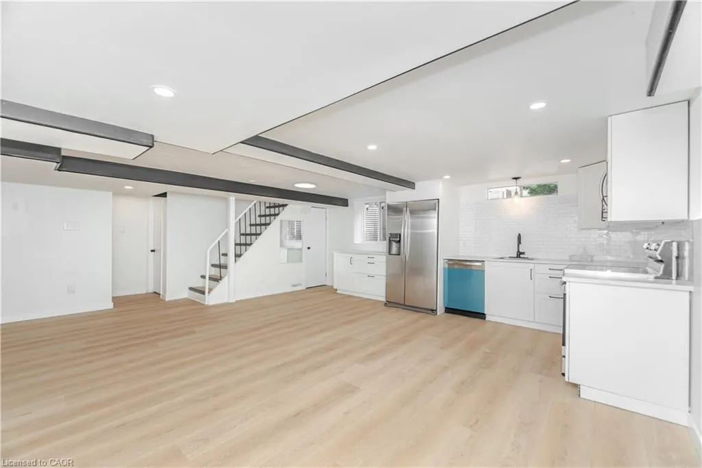 214 Forest Hill Drive, #Lower