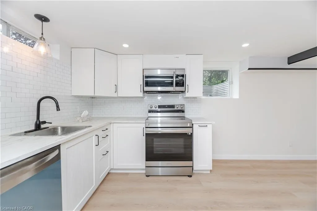 214 Forest Hill Drive, #Lower