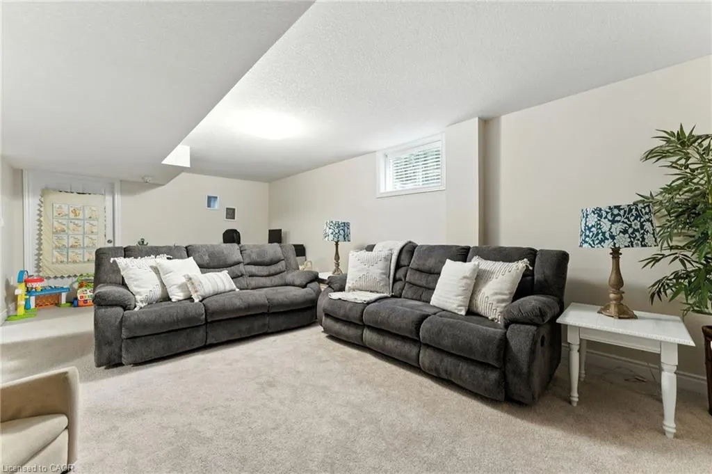 331 Clyde Road