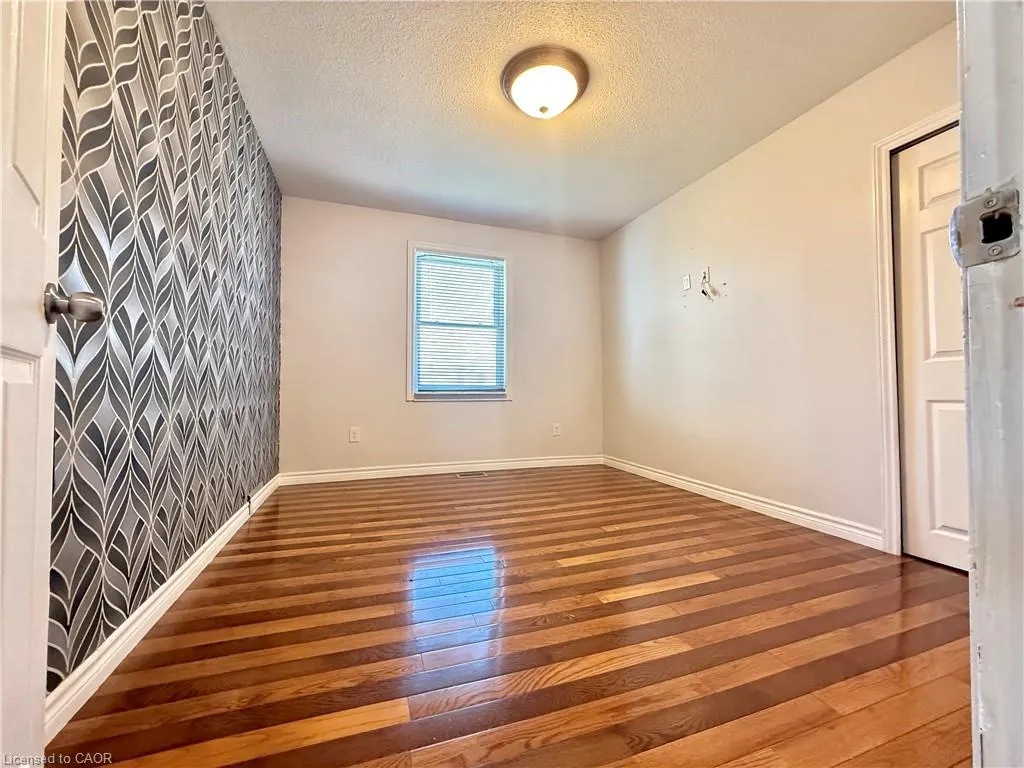 93 Norfolk Avenue
