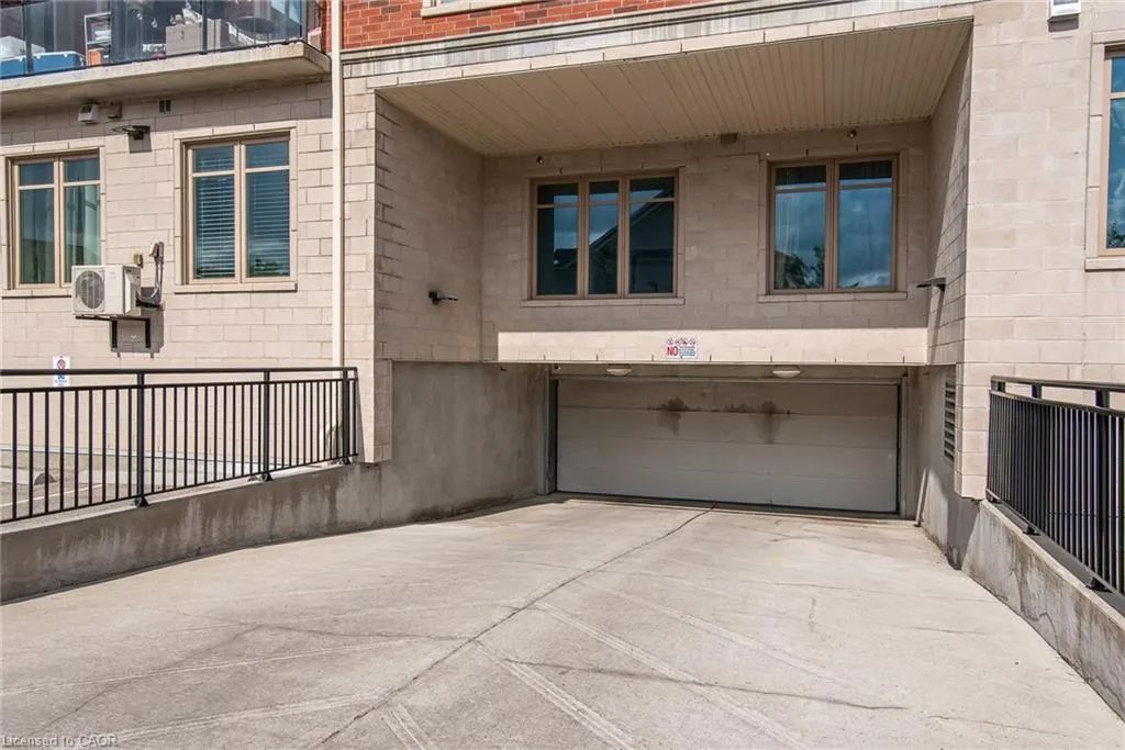175 Commonwealth Street, #210