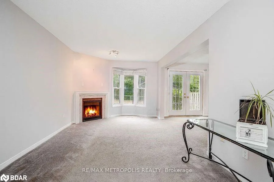 2 Royalwood Court, #59