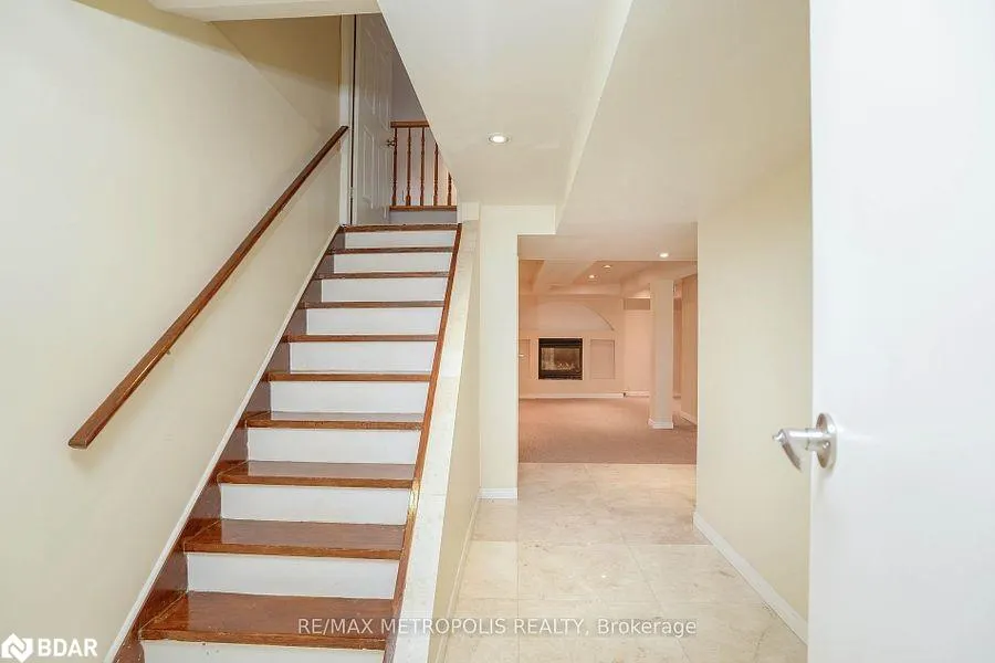 2 Royalwood Court, #59