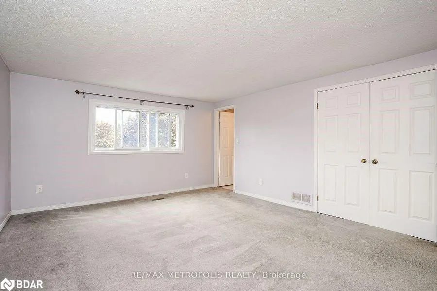 2 Royalwood Court, #59