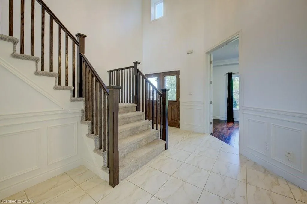 215 Hostetler Road
