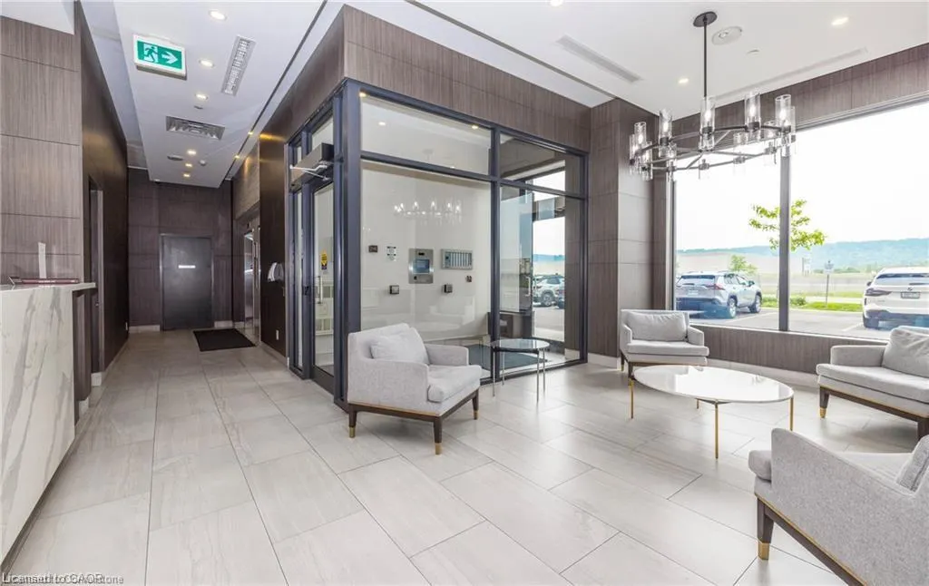 550 North Service Road, #703
