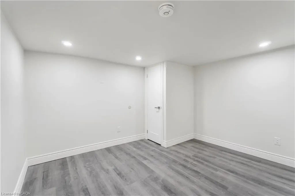 18 Mountain Street, #3