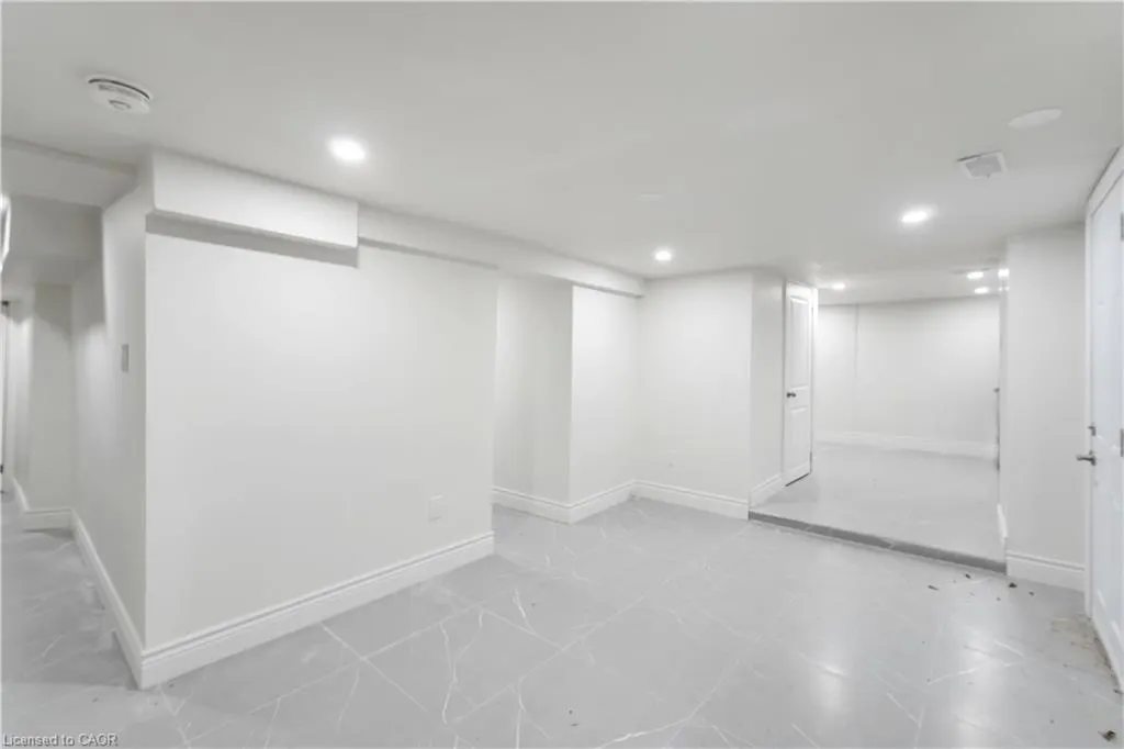 18 Mountain Street, #3
