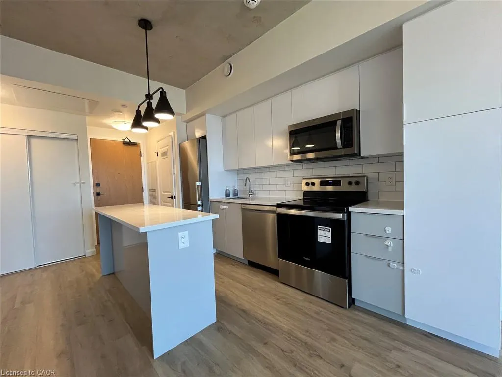7 Erie Avenue, #515