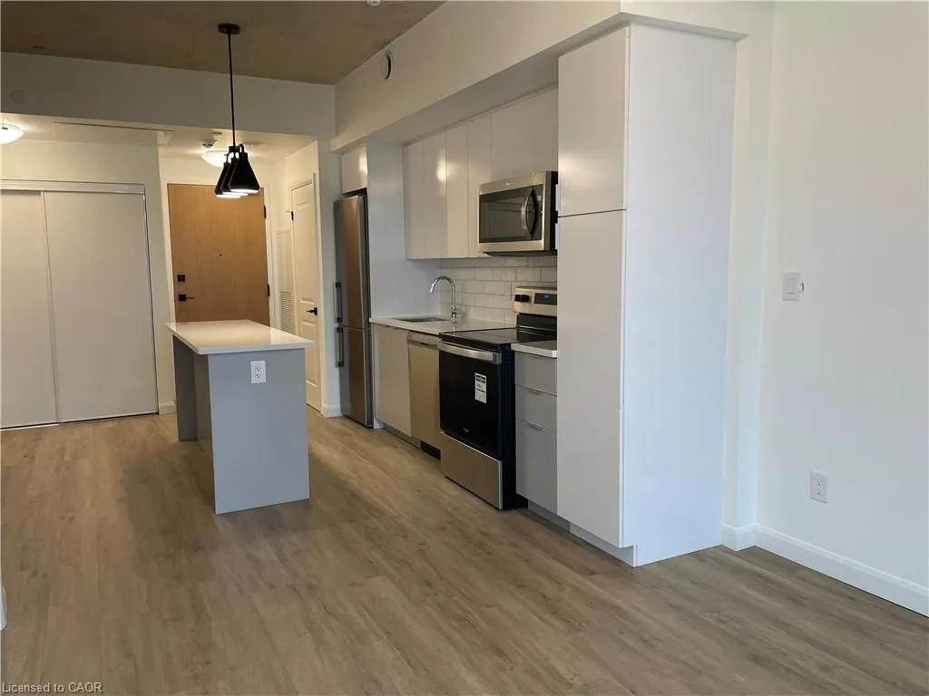7 Erie Avenue, #515