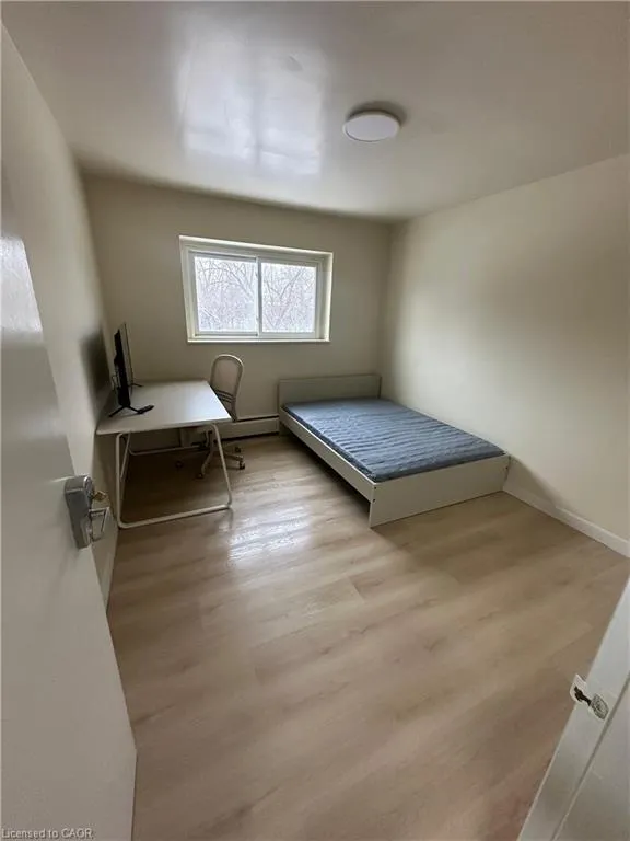 145 Macgregor Crescent, #11