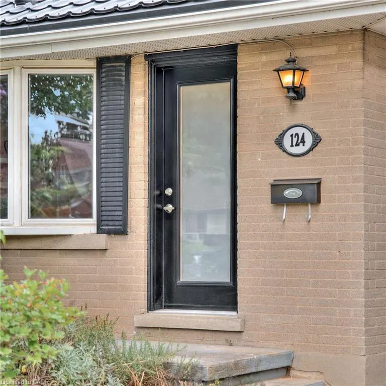 124 Fairfield Avenue