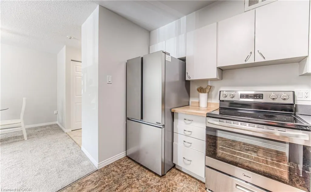 15 Hofstetter Avenue, #213
