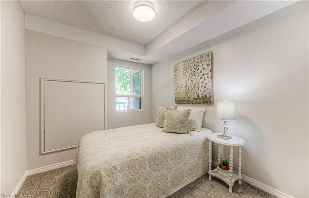 15 Hofstetter Avenue, #213