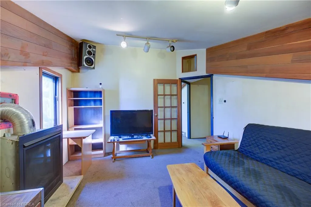 225 Black Walnut Road