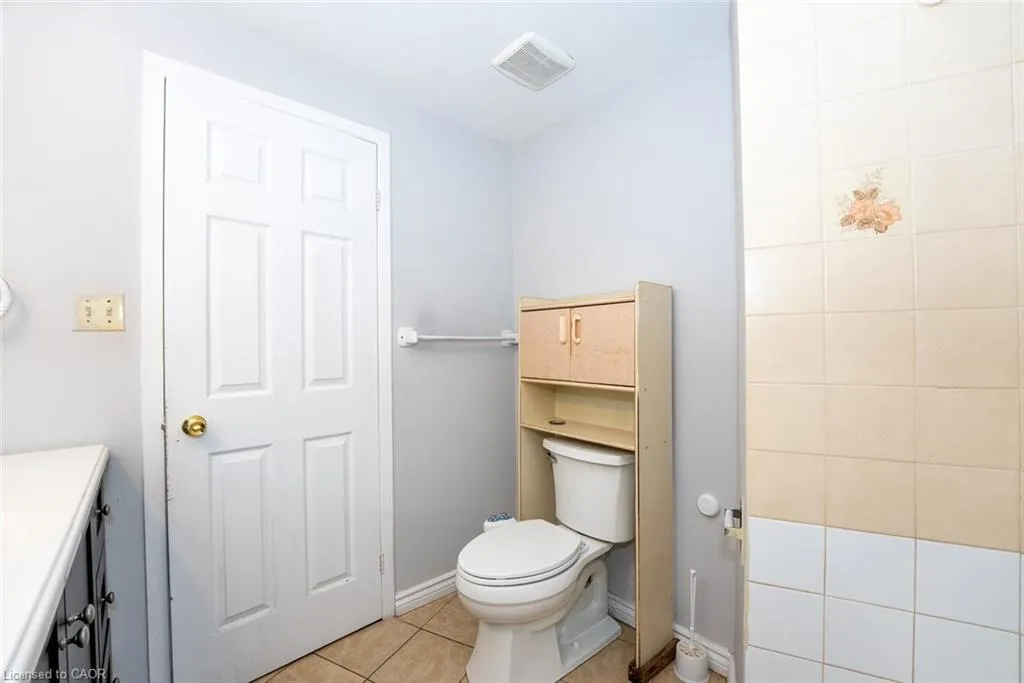 277 Macintosh Drive