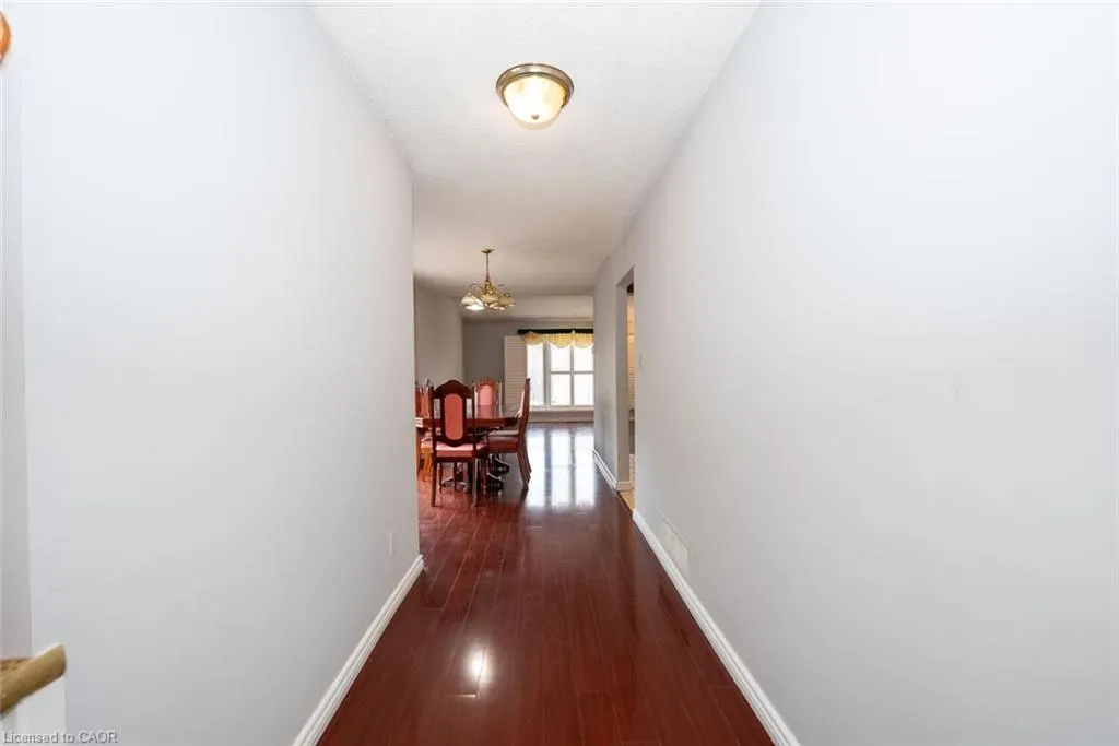 277 Macintosh Drive
