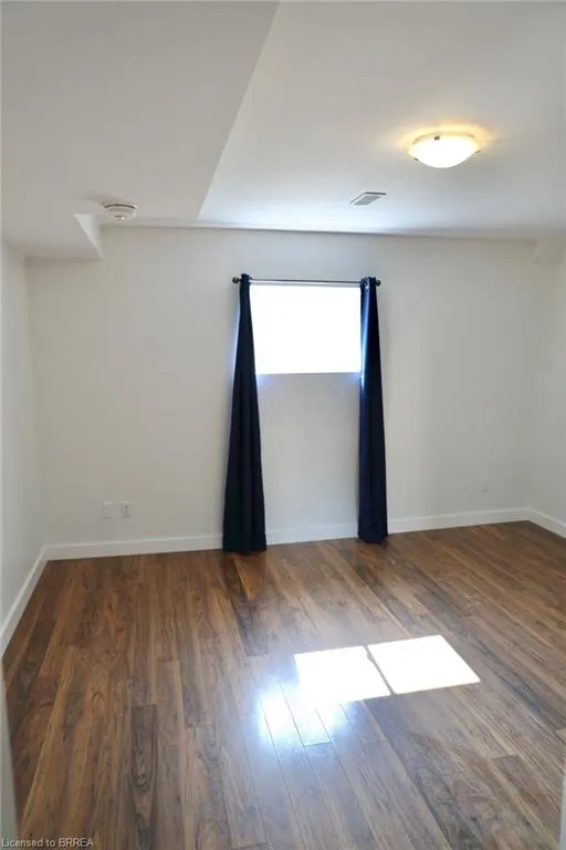 20 Ridgeview Lane, #Lower