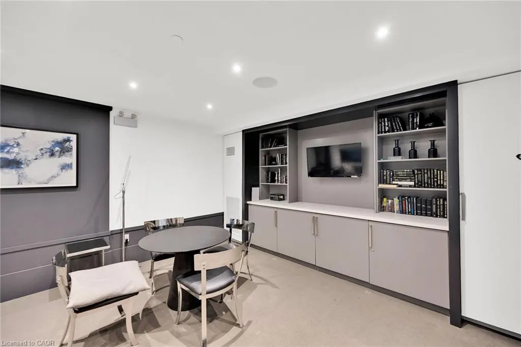 10 Concord Place, #408