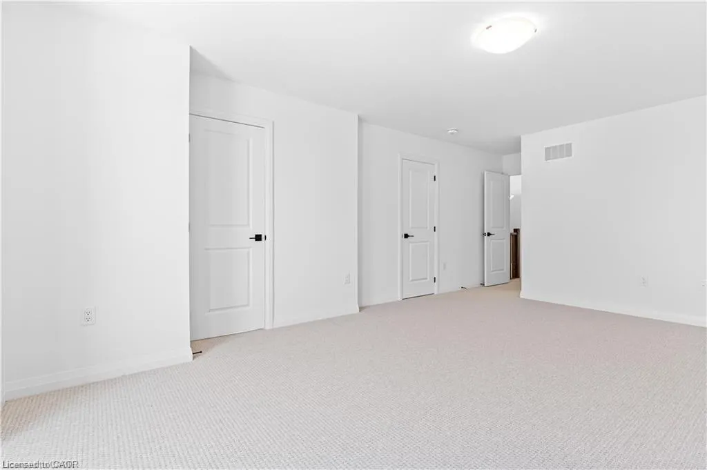 4040 Mountain Street, #60