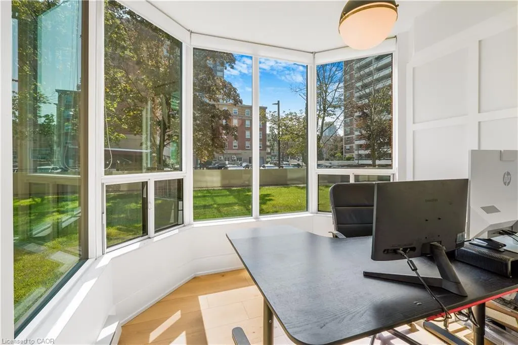 2121 Lakeshore Road, #205
