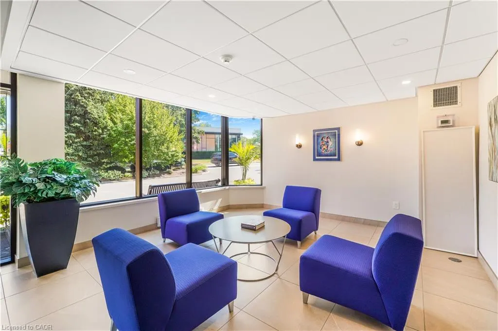 2121 Lakeshore Road, #205