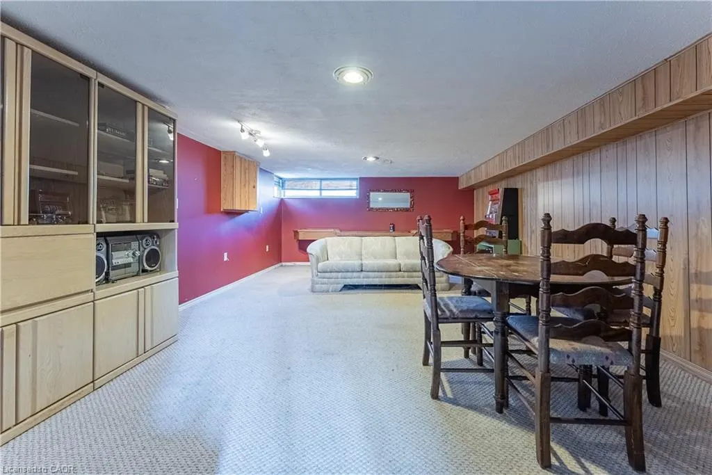 458 Kingsleigh Court