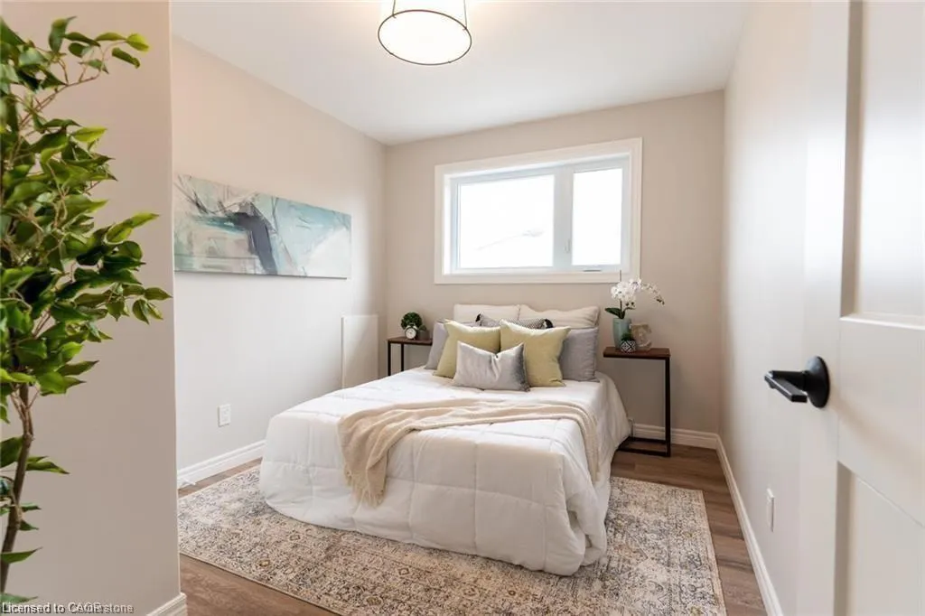 71 King George Road, #202