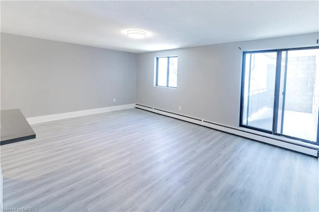 4422 Huron Street, #304
