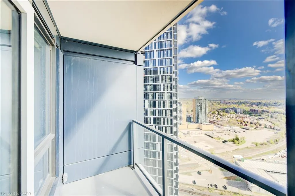 15 Wellington Street S, #2609