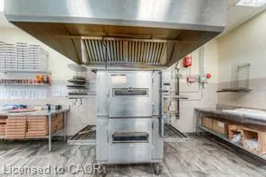 20 Woodlawn Road E, #6